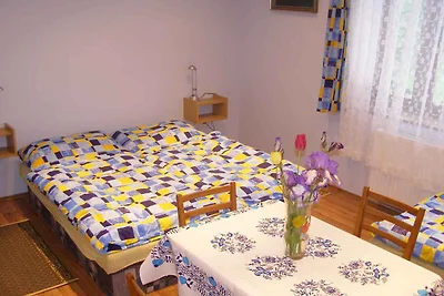 Ferienhaus mit Kinderspielplatz