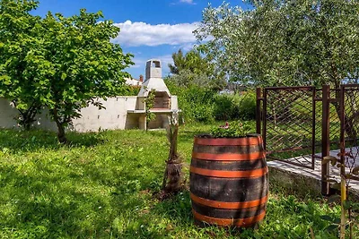 Ferienhaus mit Klimaanlage und Garten
