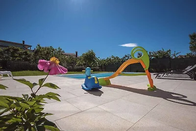FerienWohnung mit Klimaanlage und Pool