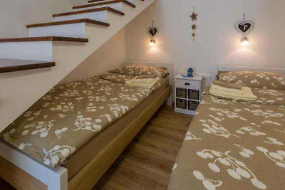 Ferienhaus mit Terrasse und Klimaanlage