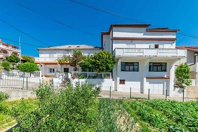 Ferienwohnung mit Klimaanlage und Grill