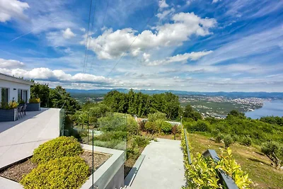 Villa mit Meerblick und Sauna