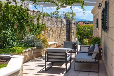 Villa erste Reihe zum Meer mit Pool