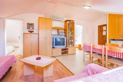 Ferienwohnung mit Garten und Grill