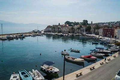 Gemütliche Unterkunft Ela in Sutivan auf Brač