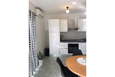 Ferienwohnung 80 m von der Adria