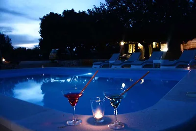 Villa mit Pool in abgeschiedener und ruhiger