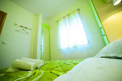 Appartamento Vacanza con famiglia Okrug Gornji