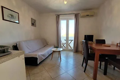 Ferienwohnung mit Balkon und Klimaanlage