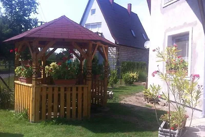 Ferienwohnung mit Kinderschaukel und
