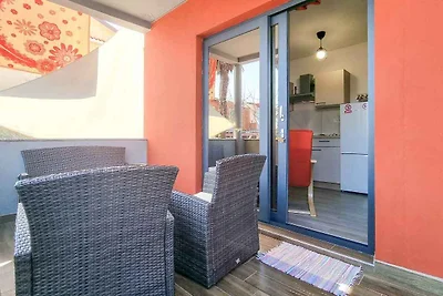 Ferienwohnung mit Klimaanlage, SAT-TV, WLAN u