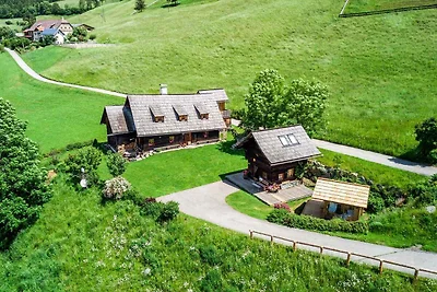 Ferienhaus mit Kachelofen und Wellness-Oase