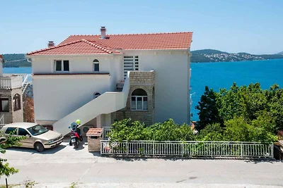 Ferienwohnung mit Terrasse und Klimaanlage