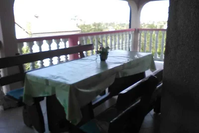 Ferienwohnung mitTerrasse
