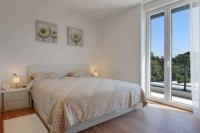 Ferienwohnung mit Terrasse und Klimaanlage
