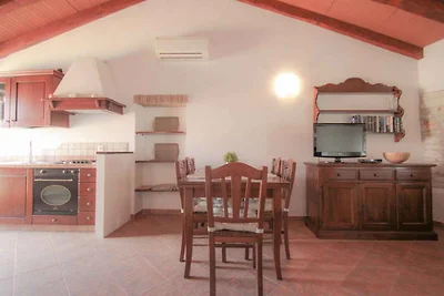 Ferienhaus mit Terrasse 200 m vom Strand