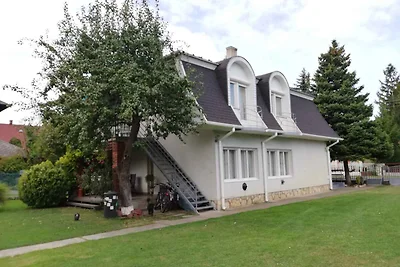 Ferienwohnung in Balatonnähe mit Garten