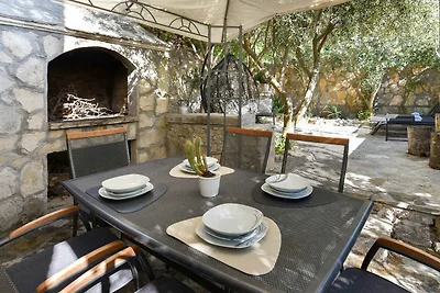 Ferienhaus mit Grillmöglichkeit in ruhiger