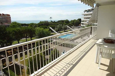 Ferienwohnung mit Pool und Garten