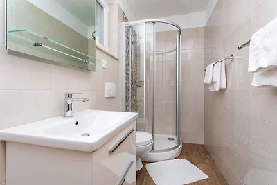 Ferienwohnung mit Balkon und Klimaanlage