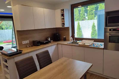 Ferienhaus mit Whirlpool, Klimaanlage und