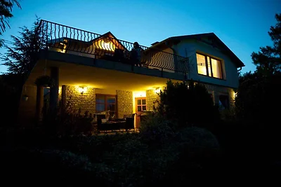 Ferienhaus mit Pool und Ausblick zum Balaton 