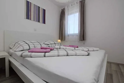 Ferienwohnung mit Klimaanlage und Internet, i