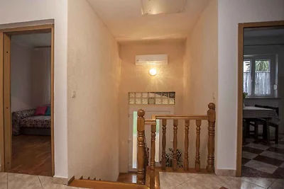 Ferienwohnung mit Balkon und Klimaanlage