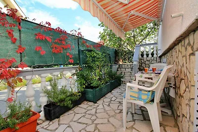 Ferienwohnung mit Terrasse und Grill