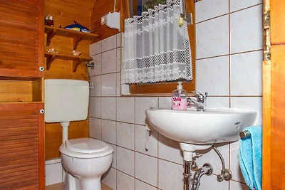 Ferienhaus mit schönem Garten und ruhiger