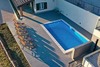 Vakantiehuis Ontspannende vakantie Lupoglav