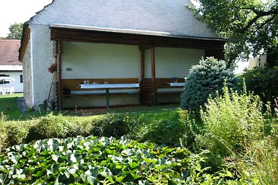 Ferienwohnung mit WLAN, gepflegtem Garten, Te