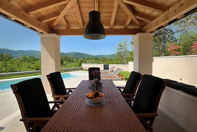Vakantiehuis Ontspannende vakantie Matulji