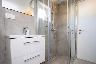 Ferienwohnung 150 m von Strand