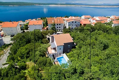 Ferienwohnung mit Terrasse und Aussenpool