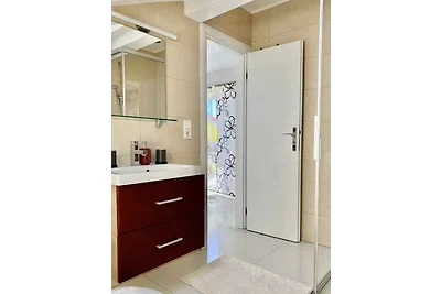 Ferienwohnung mit Klimaanlage und Meerblick