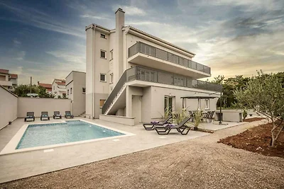 Ferienwohnung mit Pool auf Krk
