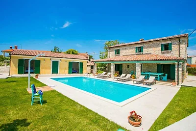 FerienHaus mit Pool