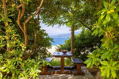 Komfortable Ferienwohnung Andjelko mit Meerbl