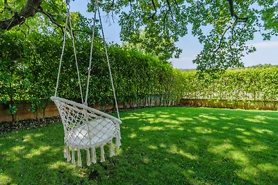 Villa mit Pool und Klimaanlage
