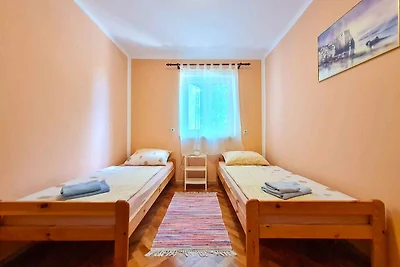 Ferienwohnung mit Klimaanlage und Balkon