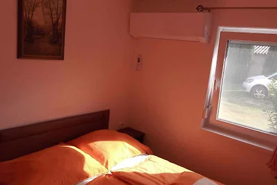Ferienhaus mit Klimaanlage und Massagedusche