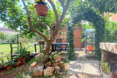 Studio mit Klimaanlage, WLAN und einer Terras