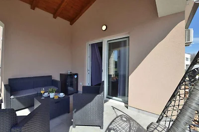 Ferienhaus mit Pool und Klimaanlage