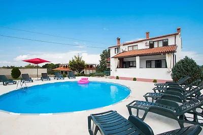 Appartamento Vacanza con famiglia Šajini