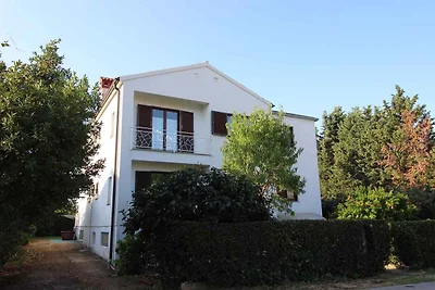 Ferienwohnung mit Garten und Klimaanlage