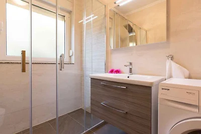 Ferienwohnung mit Klima und Terrasse