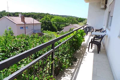 Ferienhaus mit gemütlicher Terrasse gleich in