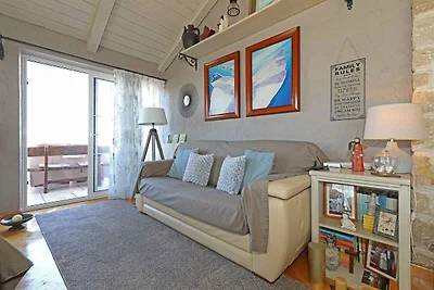 Komfortables Ferienhaus Vanja mit Meerblick u