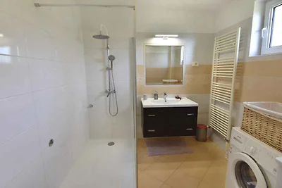 Ferienwohnung mit Terrasse und in Strandnähe